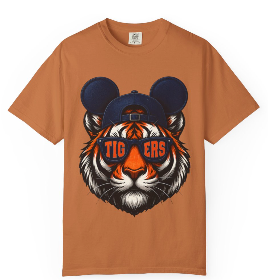 Auburn Tiger w/Mickey Hat